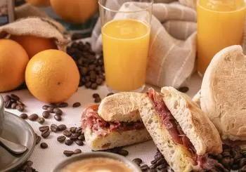 Desayuno andaluz en Tragabuches Madrid Dani García