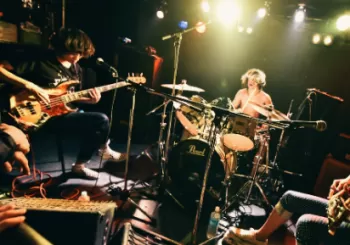 Serpiente Negra presenta: GREEN MILK FROM THE PLANET ORANGE en Granada