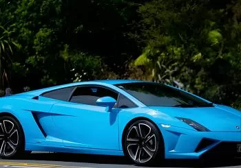 30 Mins Lamborghini Supercar Passenger Experience en Wellington