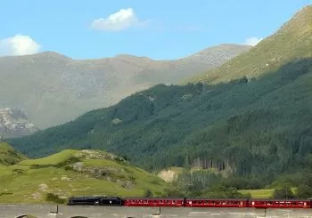 Glenfinnan Viaduct, Glencoe and Fort William Tour from Edinburgh