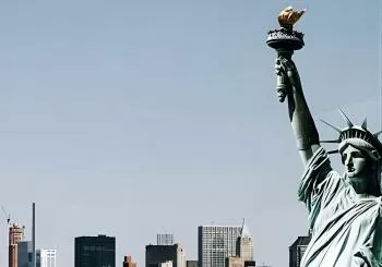 Statue of Liberty & Ellis Island Tour Semi-Private 8ppl Max New York