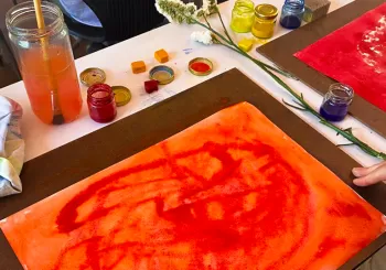 Colores y Sabores: taller de pintura, autoconocimiento y degustación sensorial en Madrid