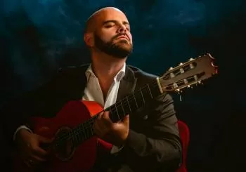 MÚSICA 21 GRADOS · BUSCANDO LA VERDAD en Sevilla