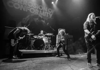 Corrosion of Conformity en Glasgow