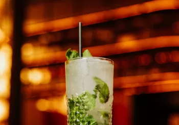 Menú degustación para 2 personas y 2 cócteles en Lelong Asian Club en Madrid