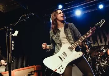LAURA COX – Special guest: ALASTAIR GREENE en Worpswede