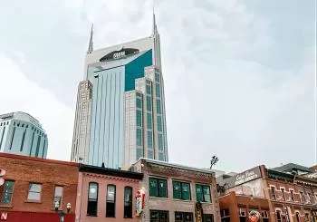 Cruising Nashville Narrated Sightseeing Tour by Open-Air Vehicle