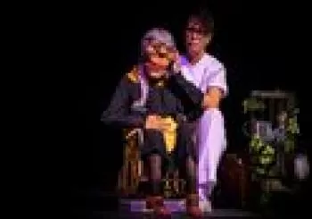 Produccions Maria Palomo - Bostikiana: espectacle titelles en Barcelona