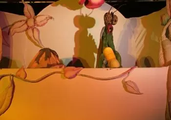 AL TEATRO EN FAMILIA. Búho Teatro. ¿Quién soy? en ALMERÍA