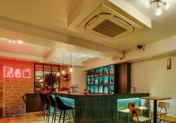 Le Red Comedy Club : le spot incontournable du stand-up en Paris