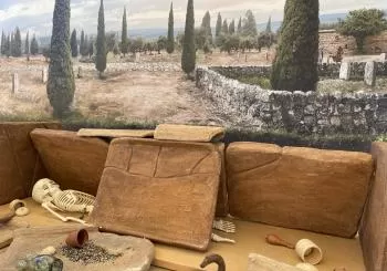 FESTIVAL ROMANO DE SANTIPONCE: Taller Arqueología de la Muerte en SEVILLA