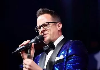 Friday and Saturday Night Live: Classic Music and Dinner Show Los Angeles