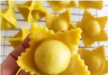 The Unique Pasta Class for This Festive Season: Learn to Make Decorated and Colourful Pasta en London