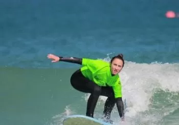 Full-Day (2 x 2 hr lessons) Surf Experience Newquay: All levels
