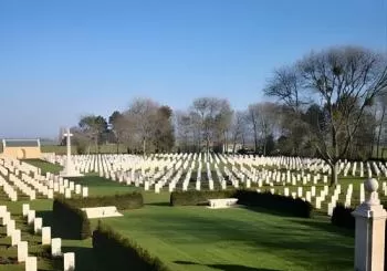 Canadians in Normandy D-Day beaches Juno Beach and Pegasus Bridge (3/7 pax) en Paris