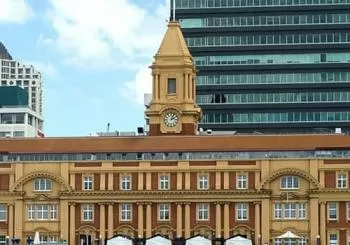 Reasons To Love Auckland: Wacky Scavenger Hunt
