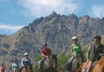 Half Day Walter Peak Horse Trek and Cruise from Queenstown