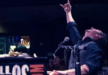 New Year's Rockin Eve with Shake Rattle & Roll Dueling Pianos en New York
