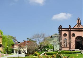 Specters and Sinners Walking Tour en San Diego
