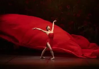 LUCÍA LACARRA BALLET - Lost letters en ASTURIAS