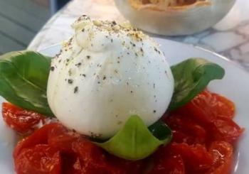 Borough Market Visit & Cooking Class in London with a Food Professional