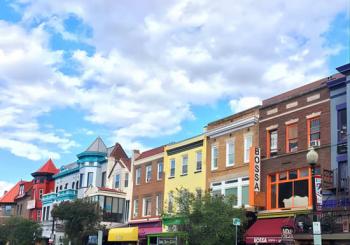 Off the Beaten Path: 16th Street and Adams Morgan Neighborhood Tour en Washington DC