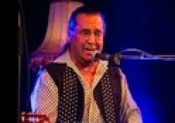 Rumbajarí concert de rumba gitana en Barcelona