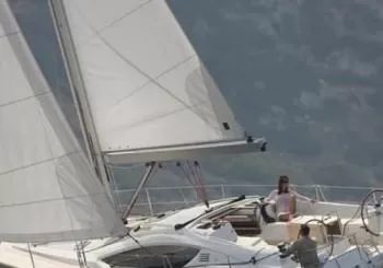 Luxury Sailing Experience Day with Champagne and Lunch or Dinner en Southampton