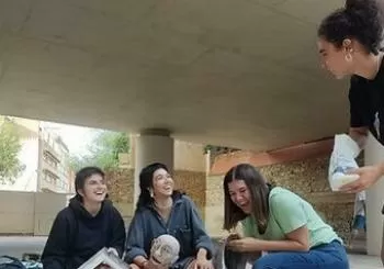 Taller de construcció de titelles - La Dona Calba (Mitjó, 14ª Mostra de teatre de titelles de Riudebitlles) en Sant Pere de Riudebitlles