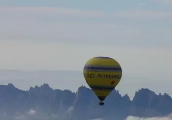Experiencia en globo aerostático en Montserrat en Barcelona