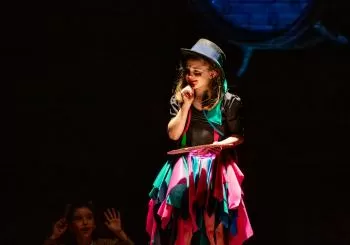 Calíope ; la aventura comienza en Barcelona
