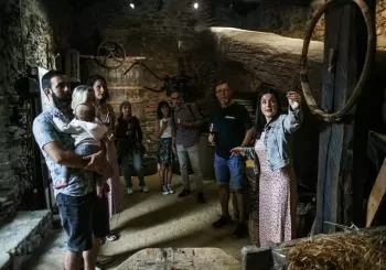 Visita al Museo del Vino de Cangas del Narcea