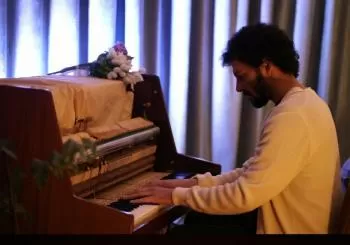 Poemario” de Anhelo & “Crisálida” de Aura Mauri en Barcelona