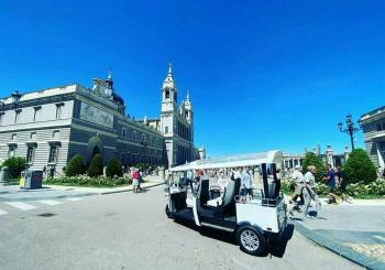 tuk tuk familiar madrid en aaromolino