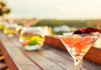 Brunch en terraza con vistas al Palacio Real en Madrid