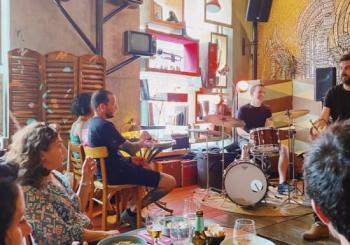 Almuerzos con Música en Directo en el Born en Barcelona