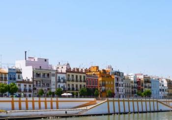 Leyendas de Triana: Ruta Nocturna Guiada por el emblemático barrio de Sevilla