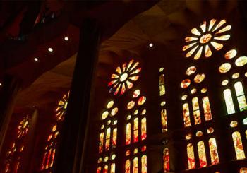 Visita guiada a la Sagrada Familia sin colas - Tour en Inglés Barcelona