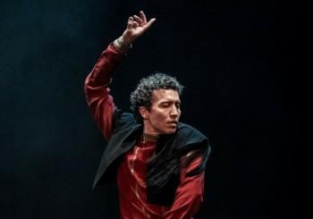 ESTRÉNATE · LA ÚLTIMA PIEDRA · GABRIEL ARAGÚ & VÍCTOR FERNÁNDEZ en Sevilla