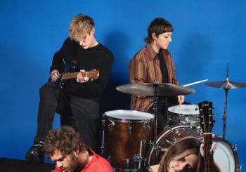 Yumi Zouma en Hamburg