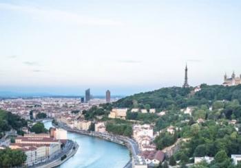 Dîner-croisière sur la Saône par Les Bateaux Lyonnais Hermès I