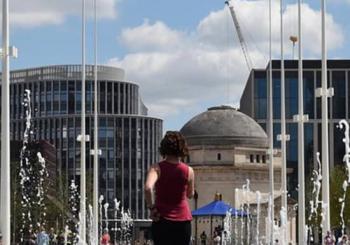 From Canals and Victorians to Today’s City: Birmingham Walking Tour