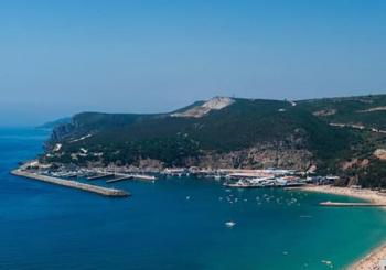 Excursão guiada à Arrábida e Sesimbra com degustação de vinhos Lisbon