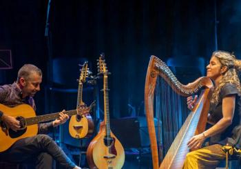 Beatriz Martínez (Arpa) & Diego Langarica (guitarra, mandolina y bouzouki) en Sevilla
