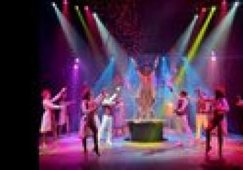 Gran Circo Alaska presenta adaptacion circense - La Bella y la Bestia en Palencia