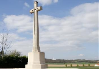 Somme Battlefields Small-Group Day Trip with John Monash Centre from Paris