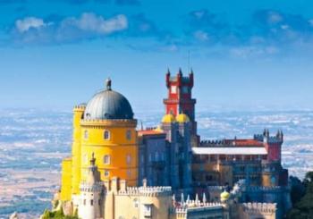 Sintra: autocarro hop-on hop-off até aos castelos e palácios en Lisbon