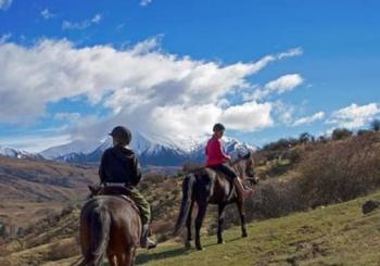 Small-Group Gold Discovery Horse Riding in Cardrona Valley en Queenstown