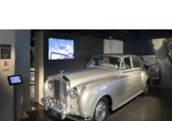 Bond in Motion Exhibition - London Film Museum en