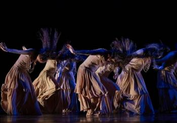Danza Cardumen en Badalona